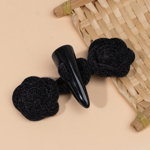 11cm Corduroy Rose Sew-on Toggle Buttons with Resin Horn 4pcs - Image 9