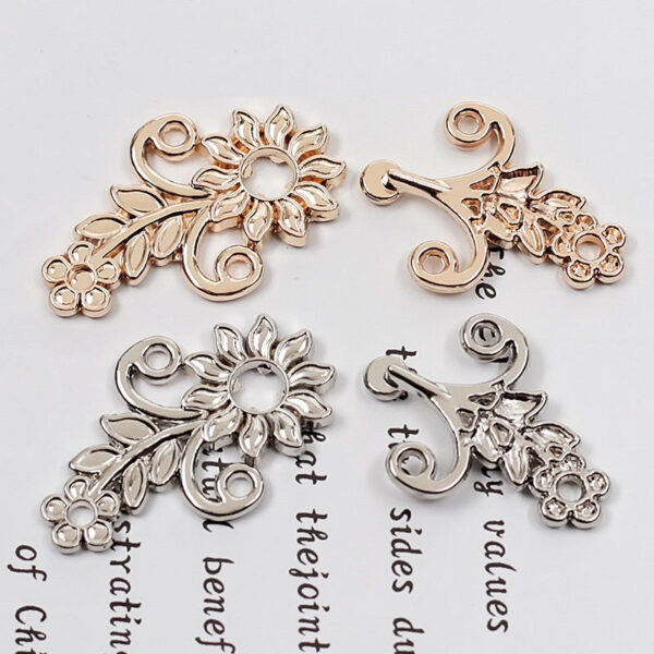 4.8cm Vintage Gold Silver Gunmetal Floral Metal Frog Buttons 10pcs - Image 3