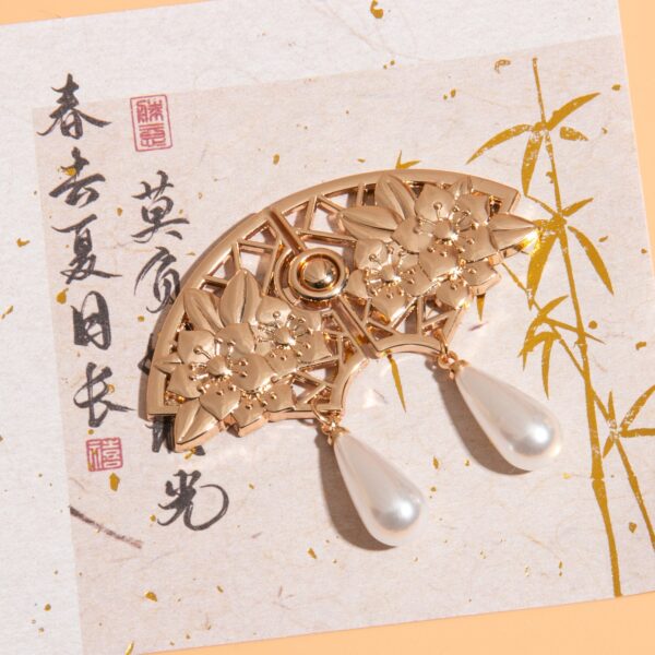 5cm Chinese Vintage Golden Peach Blossom Fan Metal Frog Buttons 8pcs - Image 6