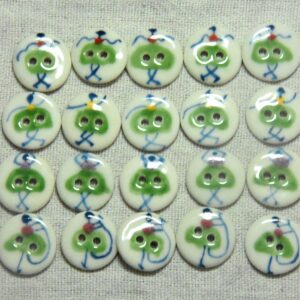 18mm Round 2 Hole White Base Green Handmade Ceramic Sewing Button 4pcs