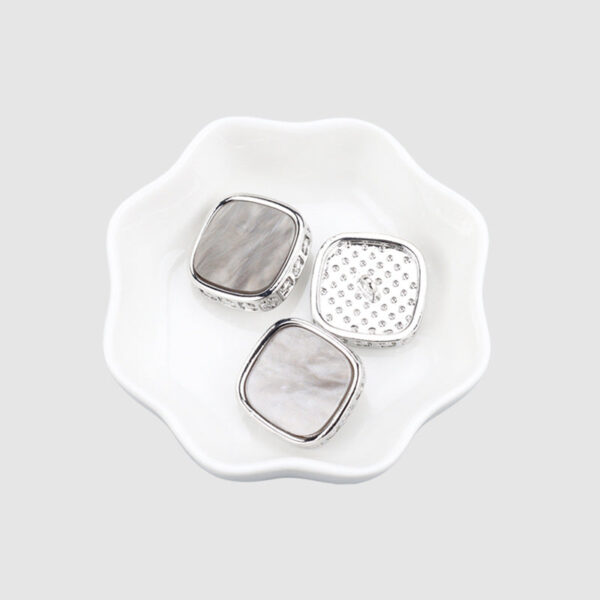 21mm Fashion Square Golden Silver Metal Shank Buttons for Coats 6pcs - Image 4