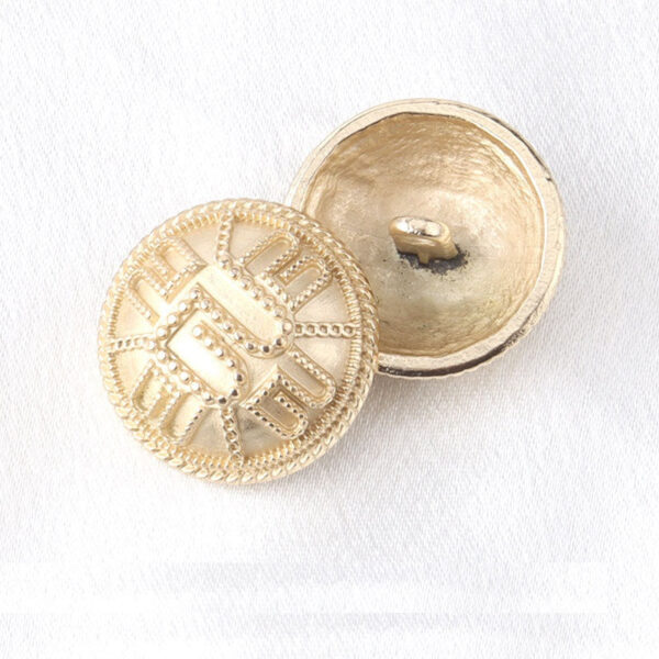 18/23mm Geometric Pattern Vintage Gold & Silver Alloy Buttons with Shanks 3pcs - Image 3