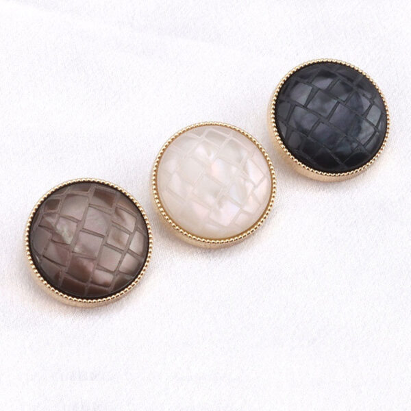 Pearl Luster Black White Brown Check Round Resin Alloy Shank Buttons 20 Pack - Image 3