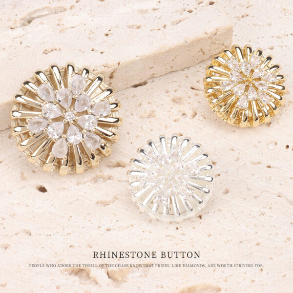 Hollowed Flower-Shaped Zircon Electroplated Copper Button for Fur Coats 2pcs - Image 4