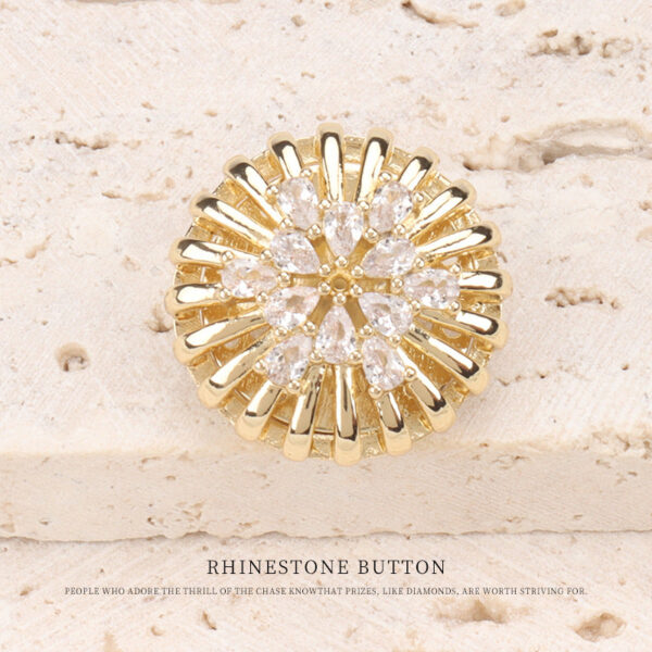 Hollowed Flower-Shaped Zircon Electroplated Copper Button for Fur Coats 2pcs - Image 6