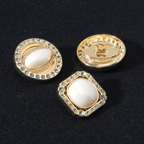 18/21mm Square Round Golden Metal Shank Buttons with Rhinestones Pearl 10pcs - Image 3