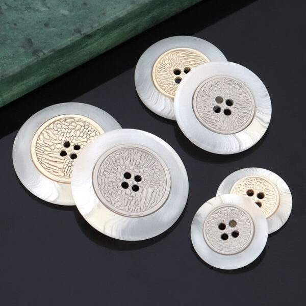 16/21/25mm Resin Metal Two Tone Four Hole Buttons for Coats 15 Pack - Image 3