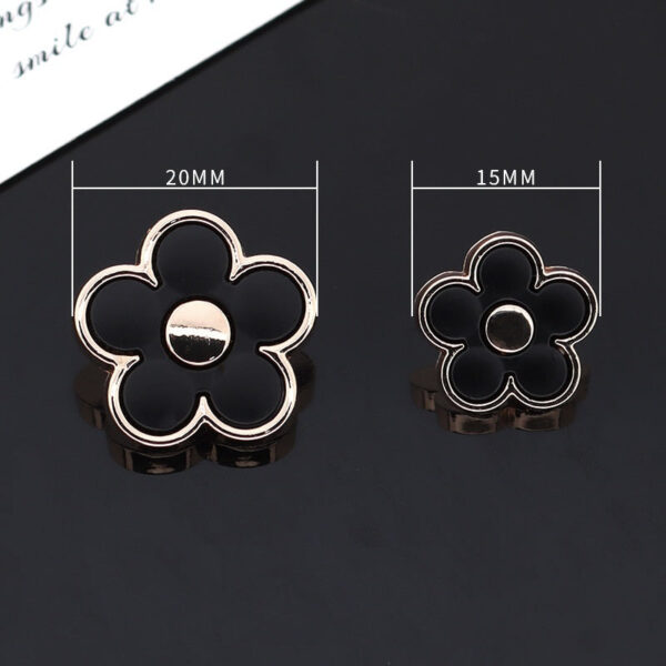 15/20mm White Black Floral Shaped Metal Resin Shank Buttons 12pcs - Image 4