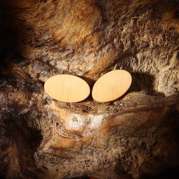 15mm Oval Natural Wood Buttons with Shanks 30pcs - Image 3
