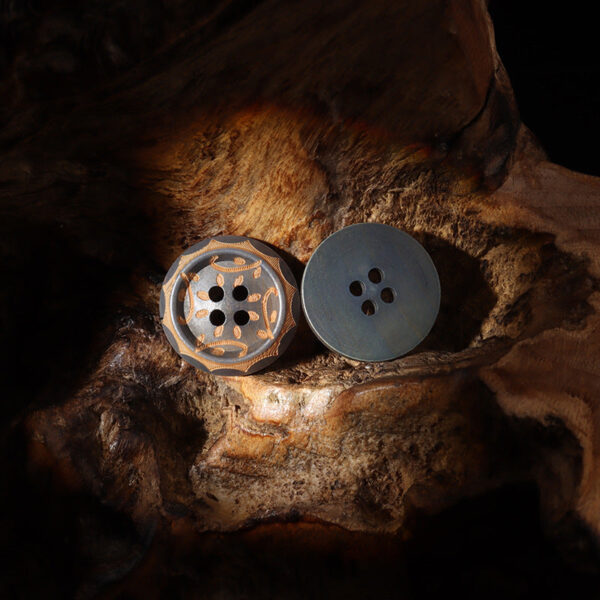 11.5/15/20mm Gray Brown Baked Lacquer Laser Four Hole Vintage Wood Buttons 30pcs - Image 2