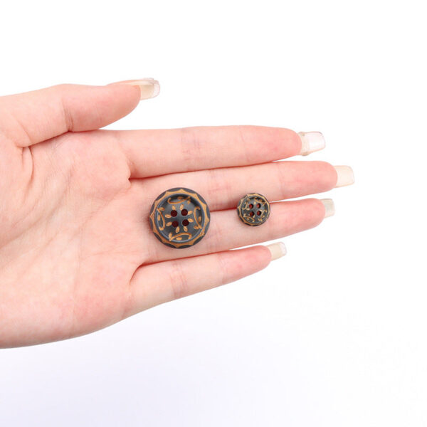 11.5/15/20mm Gray Brown Baked Lacquer Laser Four Hole Vintage Wood Buttons 30pcs - Image 3