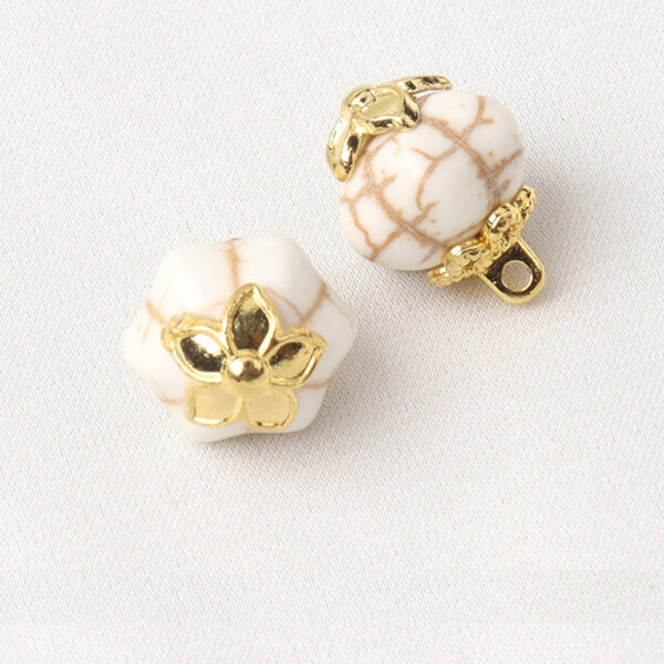 White & Blue Resin Flower Mount Buttons Square Round Cylindrical Hexahedral 20pcs - Image 6