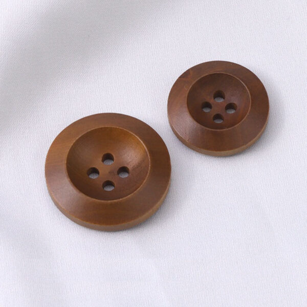 20/25mm Vintage Round 4 Hole Painted Poplar Wood Buttons for Garment Coats - Image 3
