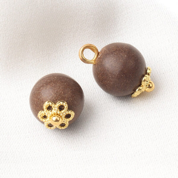 10mm Khaki Coconut Shell Round Button with Metal Shank 30 Pack - Image 4