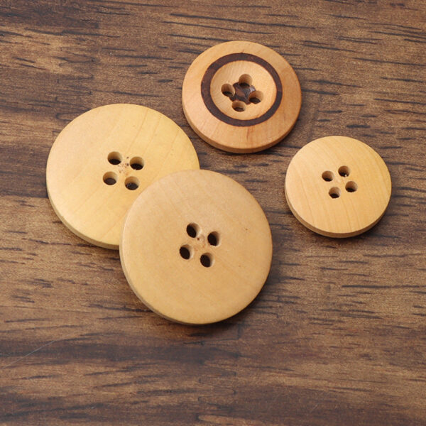 11-25mm Round 4 Hole Laser-Burned Poplar Wood Buttons for Suits, Sweaters and Shirts - Image 4