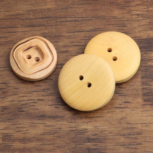 15-28mm Round-Exterior and Square-Interior 2-Hole Wood Buttons 20pcs - Image 2