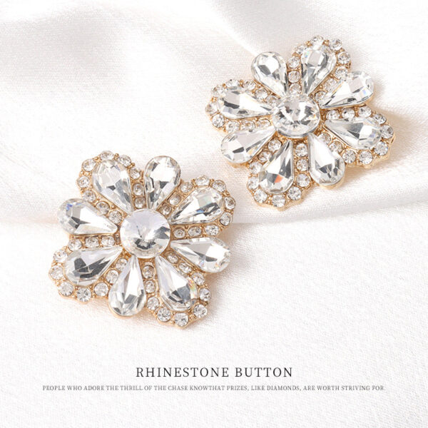 28mm Women's Golden Metal Buttons with Petal Shaped Rhinestones 4pcs
