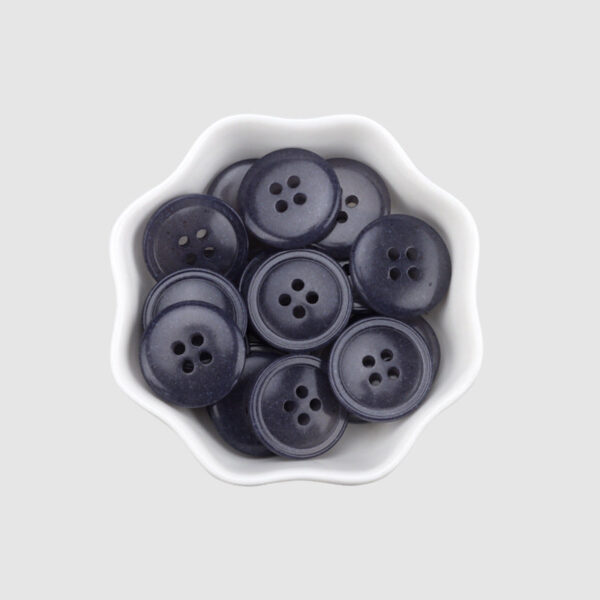 15-25mm Round Pearlescent Translucent Recycled Resin Buttons 30 Pack - Image 7