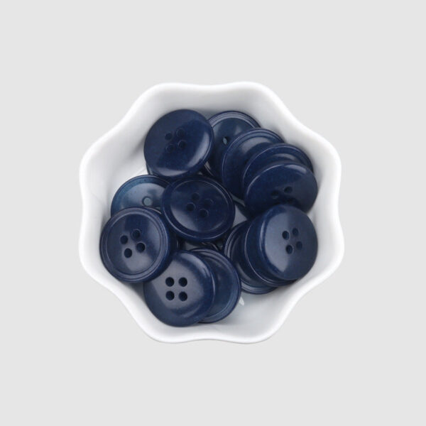 15-25mm Round Pearlescent Translucent Recycled Resin Buttons 30 Pack - Image 8