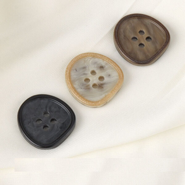 18-28mm Exquisite Patterned Resin Buttons for Coats, Dresses, Suits and Sweaters 20pcs - Image 2