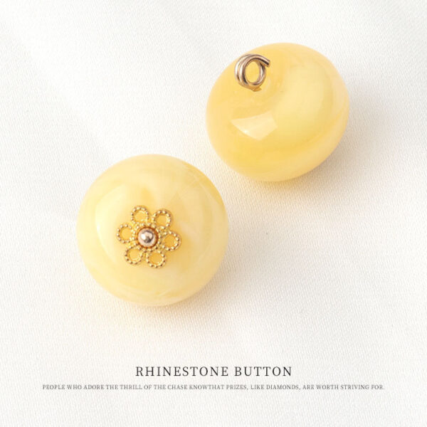 13mm Yellow Resin Chinese Bead Frog Buttons with Floral Base 20 Pack - Image 3
