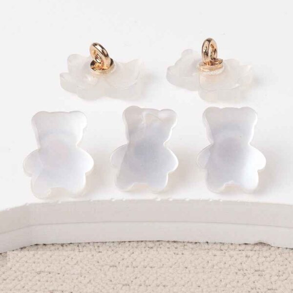 12mm Resin Pearlized Bear Shaped Buttons for Children's Clothing 30 Pack