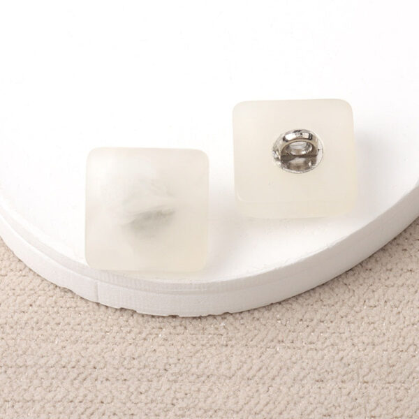 White Black Brown Resin Heart Flower Square Shape Shank Buttons 40 Pack - Image 2