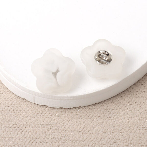 White Black Brown Resin Heart Flower Square Shape Shank Buttons 40 Pack - Image 5