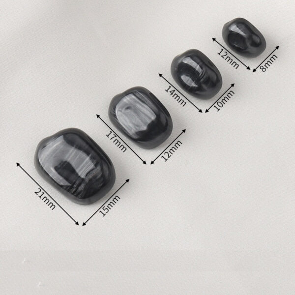 12-21mm Imitation Shell Pearl Luster White Black Shank Buttons 30 Pack - Image 2