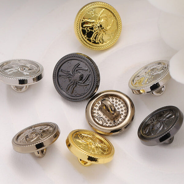 11mm Spider Pattern High Foot Hand-Sewn Button 24 Pack - Image 2