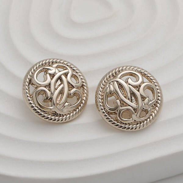18-23mm Fashion Hollow Winding Flower Metal Button 10pcs - Image 3
