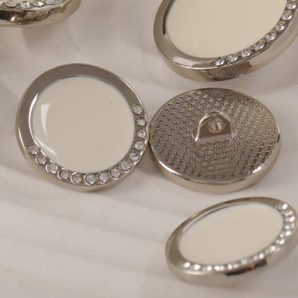 18-22mm Round White Black Oiled Diamond Metal Button 6pcs - Image 2