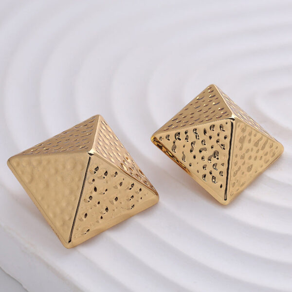 Pyramid Rhombus Sharp-Angled Metal Shank Button 5pcs - Image 4