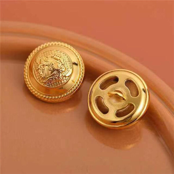 24L Vintage Gold Double Lions Elegant Hand-Sewn Metal Button 10pcs - Image 2