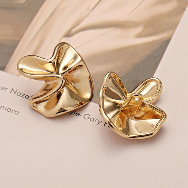 Light Luxury 3D Wrinkled Gold Zinc Alloy Metal Button with Shank 5pcs - Image 4