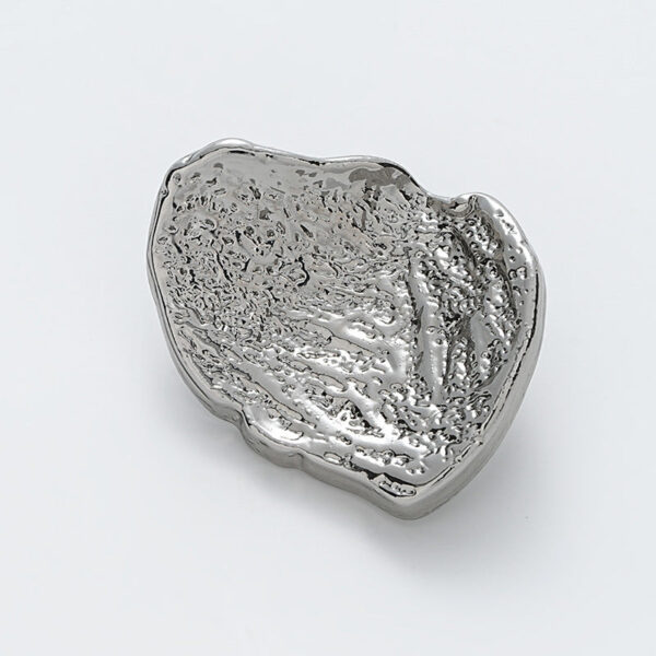 28mm Curved Wrinkled Relief Pattern Metal Button 6pcs - Image 5