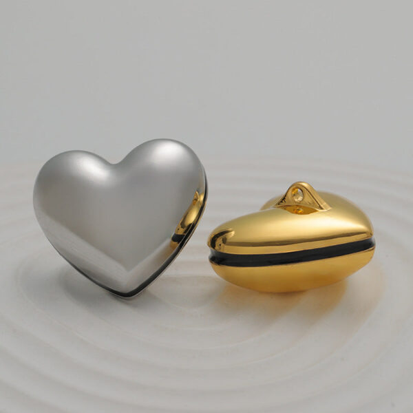 20-25mm Hollow 3D Heart-Shaped Alloy Button for Coat Jacket 5pcs - Image 2