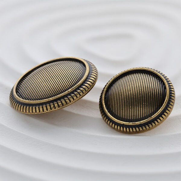 15-22mm Vintage Striped Lace Double-Sided Metal Button 10pcs - Image 3