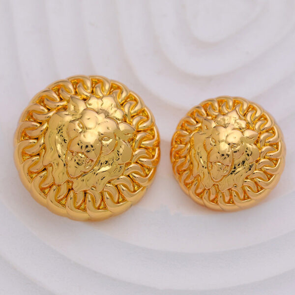 Retro Trendy Round Metal Button with Lion Head Pattern 6pcs - Image 3