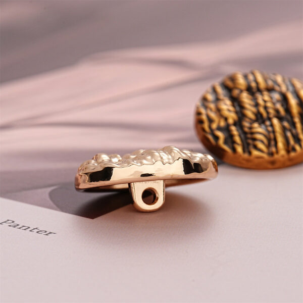 Retro Vertical and Horizontal Striped Texture Round Metal Button 10pcs - Image 3