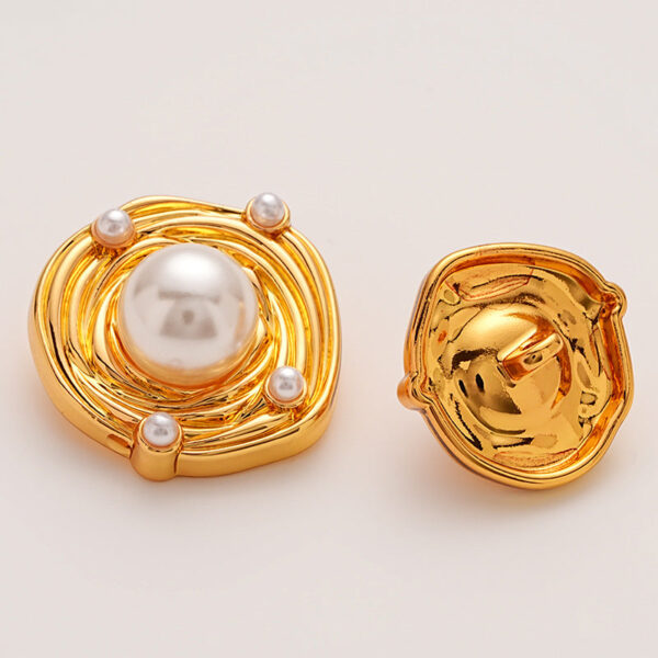 Irregular Gold Metal Button Embedded with Large Small Pearls 6pcs - Image 4