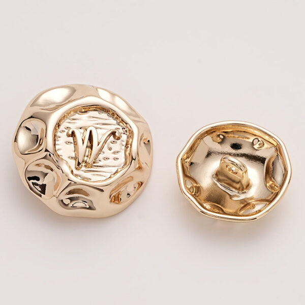 Retro Irregular M Letter Decorative Metal Button 5pcs - Image 4
