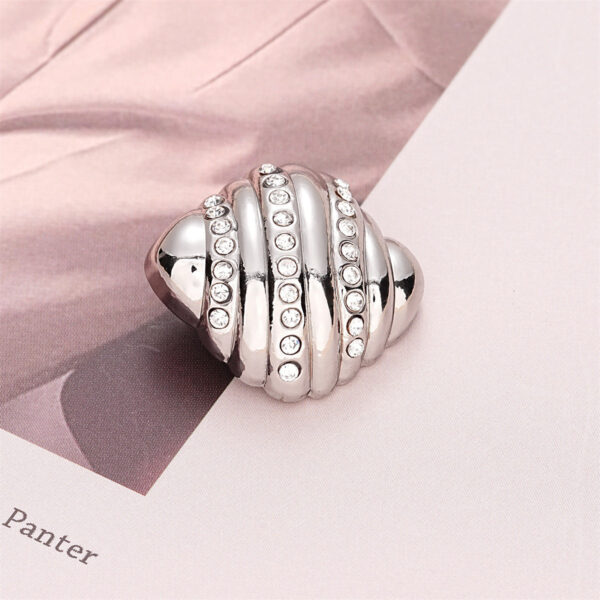 23mm Fashion Croissant Diamond-Inlaid Metal Button 5pcs - Image 4