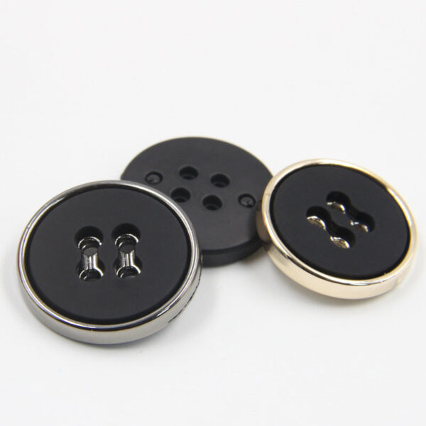 12.5-30mm Round Four-Hole Black White Plastic Buttons Gun Edge 100pcs - Image 2