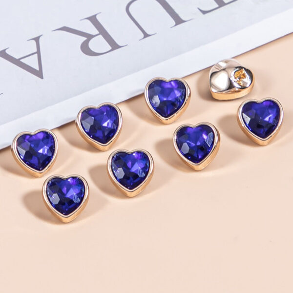 10mm Heart-Shaped Crystal Glass and Metal Shirt Buttons 35 Pack - Image 5