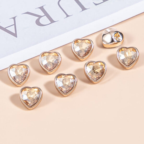 10mm Heart-Shaped Crystal Glass and Metal Shirt Buttons 35 Pack - Image 8