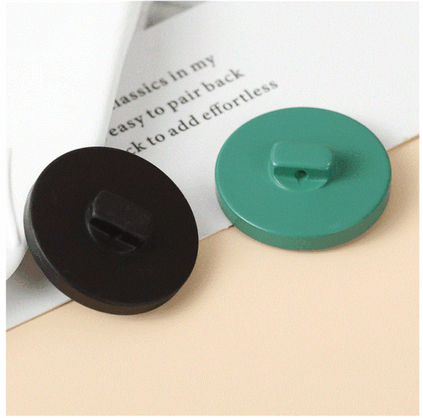 15-30mm Round Flat Resin Buttons with Shank 50 Pack( in 10 Colors ) - Image 2