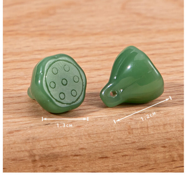 13mm Glass Lotus Seedpod Chinese Decorative Buttons 40 Pack - Image 2