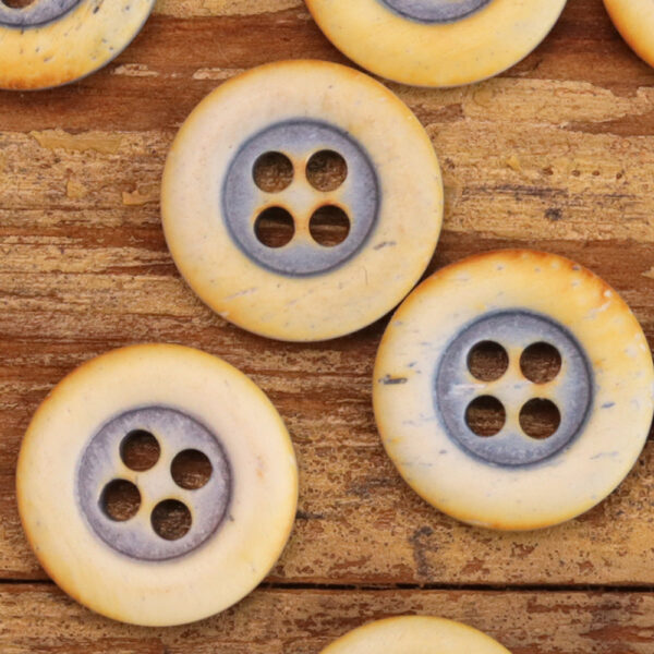 11.5mm/15mm Retro American Round-Edged Bovine Bone Buttons 12pcs - Image 5