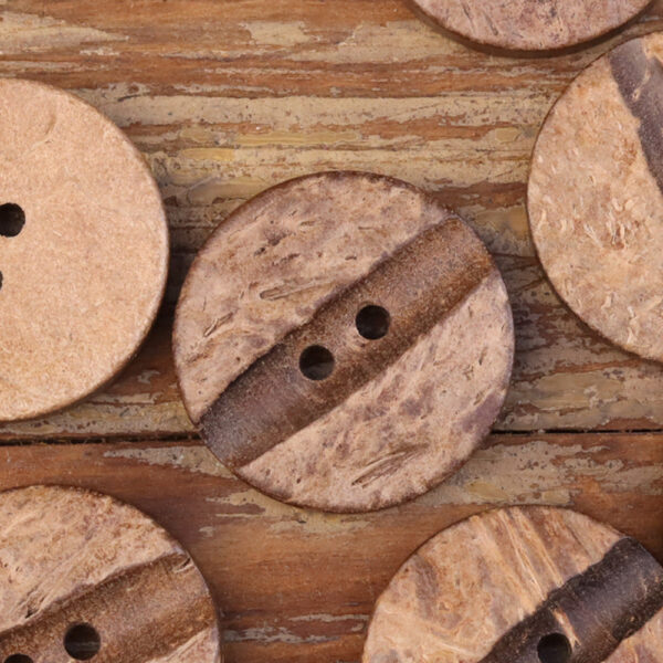 36L Thickened Natural Coconut Shell Two-Hole Buttons 100pcs - Image 4